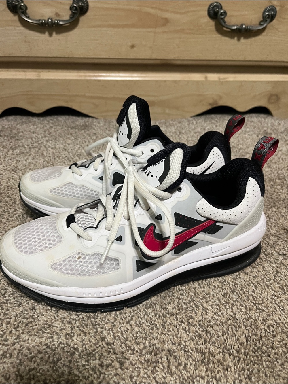 Nike Airmax Genome SE GS Running 6Y/7.5Womens